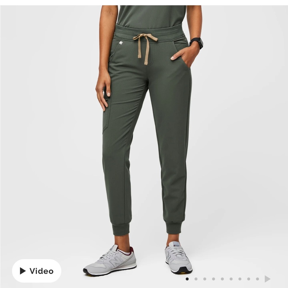 Figs Zamora Jogger Pants high waisted medium petite